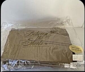 Between the Sheets Eastern King 4 Piece Sheet Set Top Bottom and 2 Shams 1020PY
